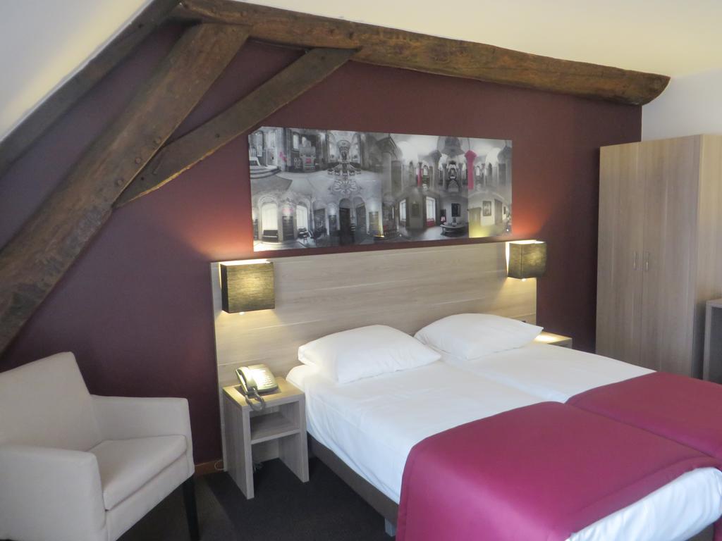 Abdij Hotel Rolduc แคร์คาเดอ ภายนอก รูปภาพ